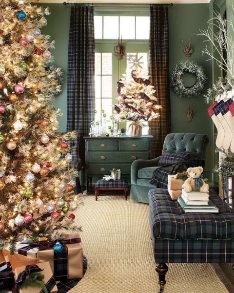 Stunning Christmas Living Room Decorations Ideas