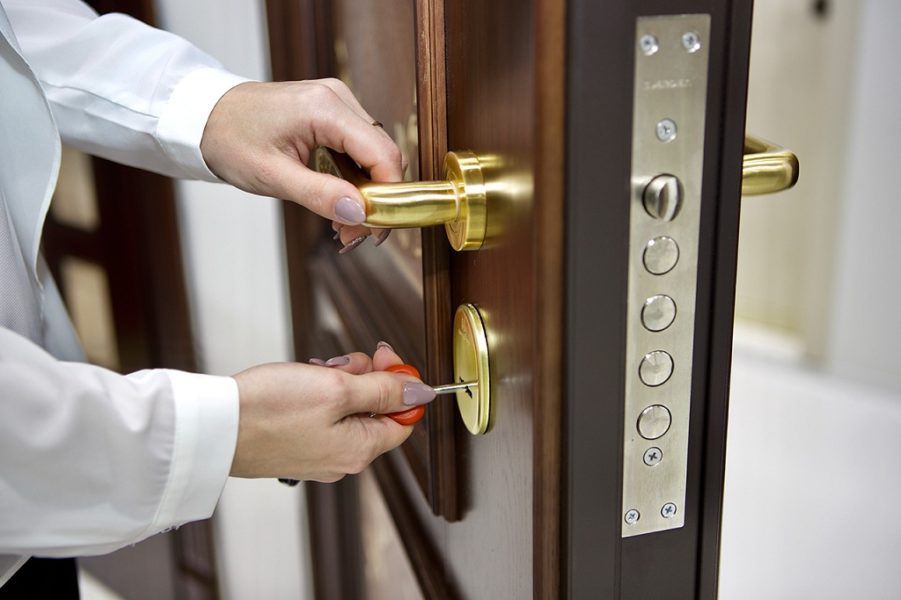 9 Tips To Help You Protect Your Home From Being Stolen