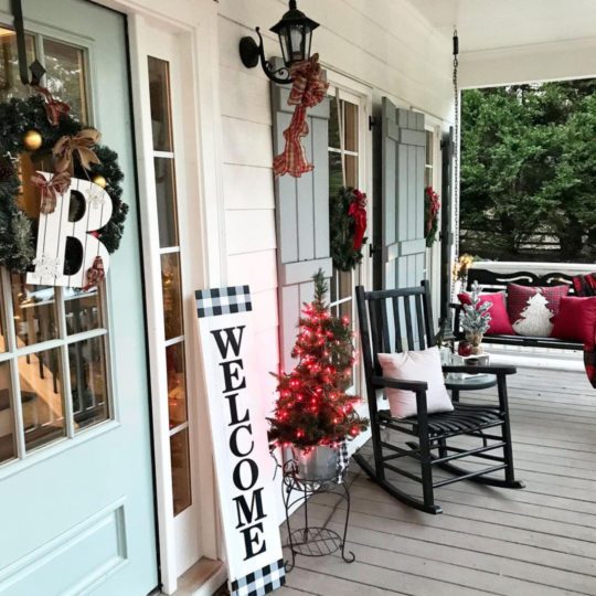  Christmas cottage decor beautiful & festive