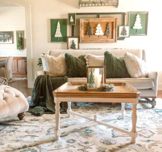 Gorgeous rustic farmhouse Christmas decor