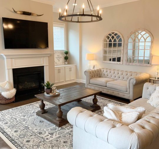 Modern Farmhouse Charming & Relaxed