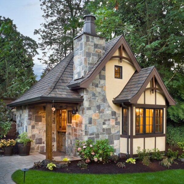 How to furnish small house to make it comfortable ?