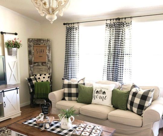 Neutral Spring Farmhouse Tour