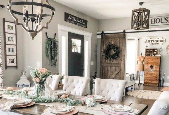 Adorable Rustic Farmhouse for spring