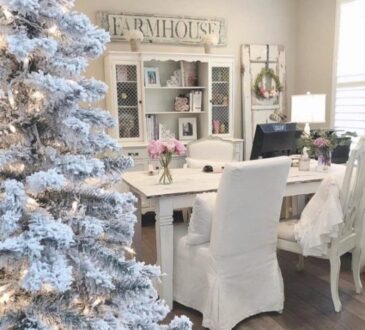 Charming Shabby Chic Christmas home tour
