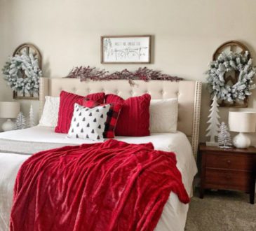 So beautiful Christmas farmhouse home tour