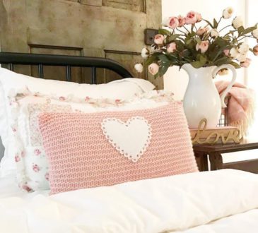 Wonderful Farmhouse Style Valentine Decor