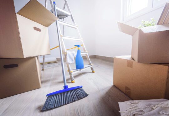 The easiest way to clean a new house before housing